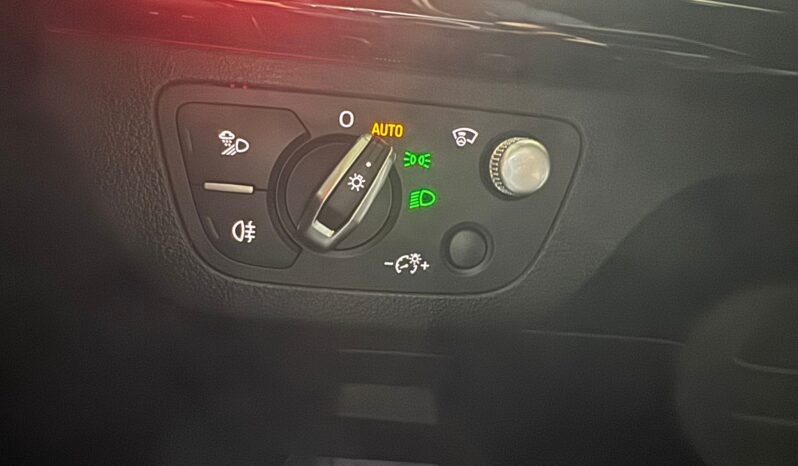 Audi Q5 Sportback 50 TFSI e S edition volledig