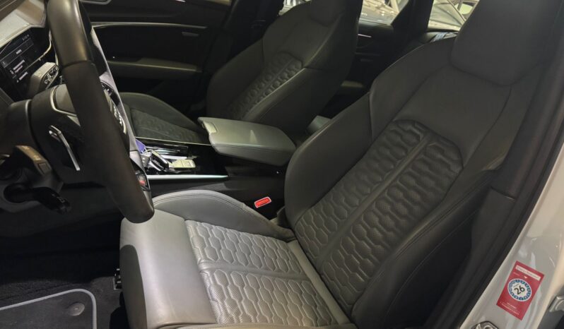 Audi A6 Avant RS 6 TFSI quattro 600PK Pano Matrix voll