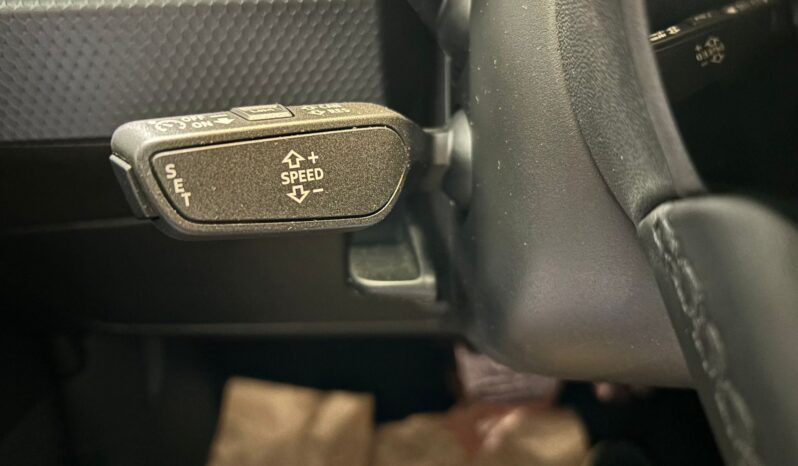 
								Audi A1 Sportback 30 TFSI S edition camera, virtual volledig									