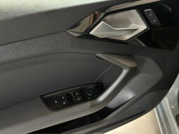 
										Audi A1 Sportback 30 TFSI S edition camera, virtual volledig									