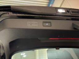 
										Volkswagen T-Roc 1.5 eTsi R-Line bomvol *Pano*H/K*Head-Up*360camera volledig									
