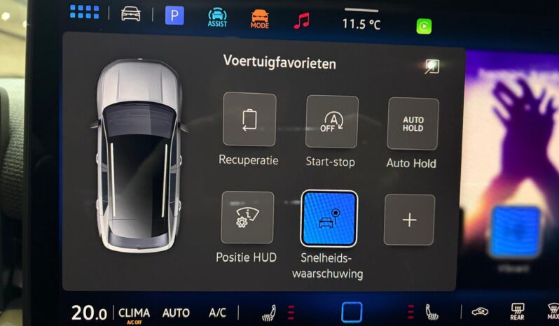 
								Volkswagen T-Roc 1.5 eTsi R-Line bomvol *Pano*H/K*Head-Up*360camera volledig									