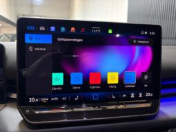 
										Volkswagen T-Roc 1.5 eTsi R-Line bomvol *Pano*H/K*Head-Up*360camera volledig									