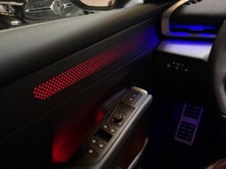 
										Volkswagen T-Roc 1.5 eTsi R-Line bomvol *Pano*H/K*Head-Up*360camera volledig									