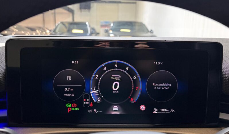 
								Volkswagen T-Roc 1.5 eTsi R-Line bomvol *Pano*H/K*Head-Up*360camera volledig									