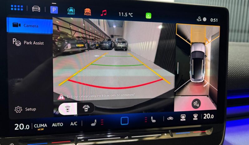 
								Volkswagen T-Roc 1.5 eTsi R-Line bomvol *Pano*H/K*Head-Up*360camera volledig									